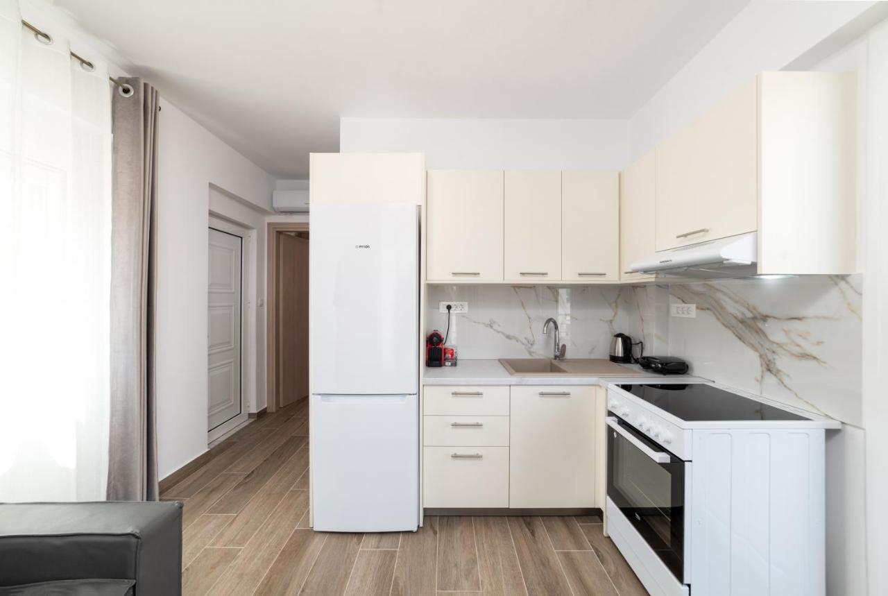E.Berdufi Apartament Sea View 엘운다 외부 사진