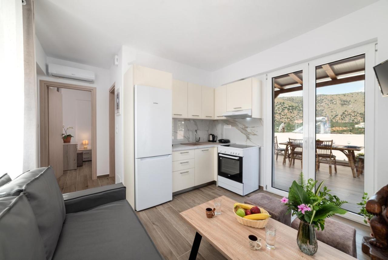 E.Berdufi Apartament Sea View 엘운다 외부 사진